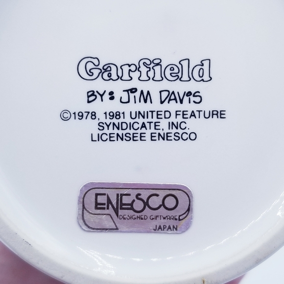 Enesco 1981 Garfield by Jim Davis Coffee Tea Mug - Picture 3 of 6